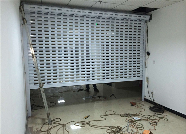 濟南卷簾門廠家為大家詳細介紹電動卷簾門故障維修大全，建議收藏！